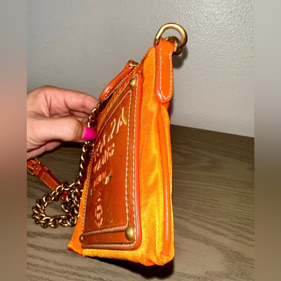 *SOLD* Prada Bandoliera Tessuto Oro Crossbody Bag W/ COA - Picture 14 of 17